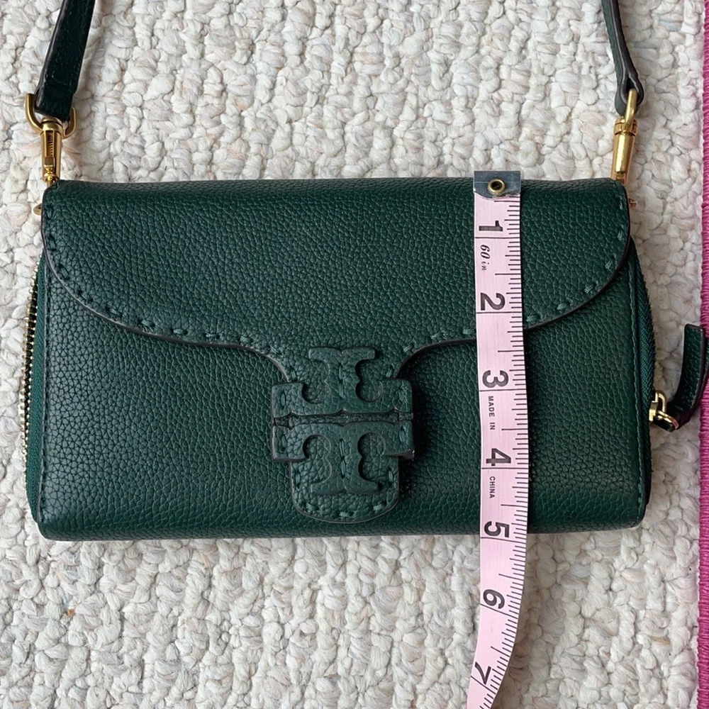 Tory Burch McGraw green wallet crossbody - Picture 12 of 15